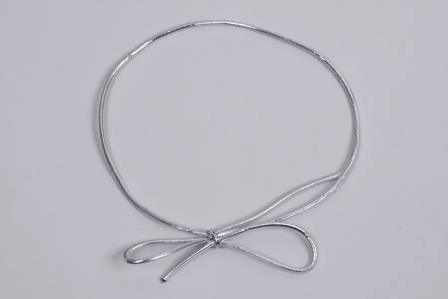 16" METALLIC SILVER STRETCH RIBBON LOOP