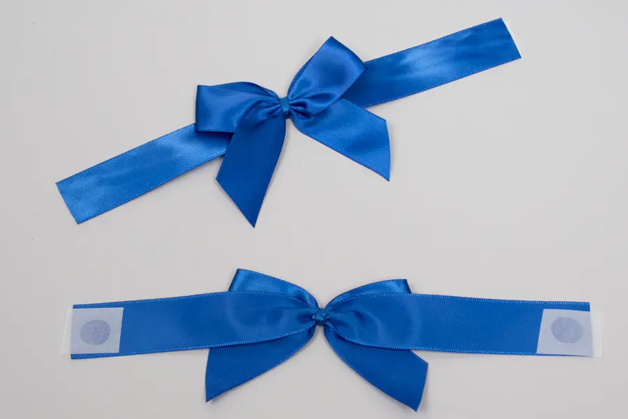 4.5X2.75" GLUE DOT SATIN ROYAL BLUE BOW