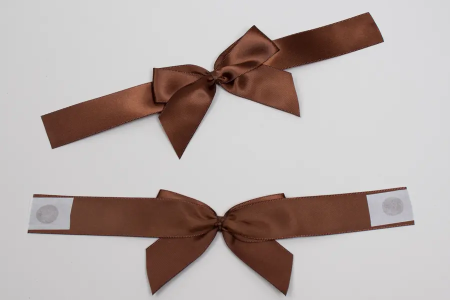 6X4" GLUE DOT SATIN BROWN BOW