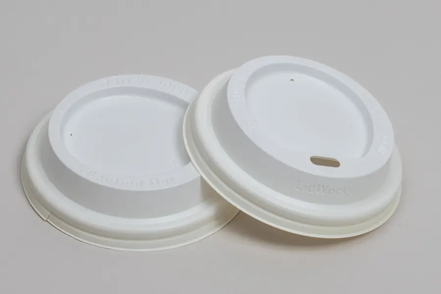 8OZ LID WITH SIPPER WHITE