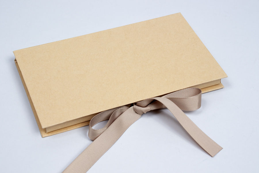 7-1/2 x 4-1/4 x 5/8 NATURAL KRAFT PLATFORM GIFT CARD BOX