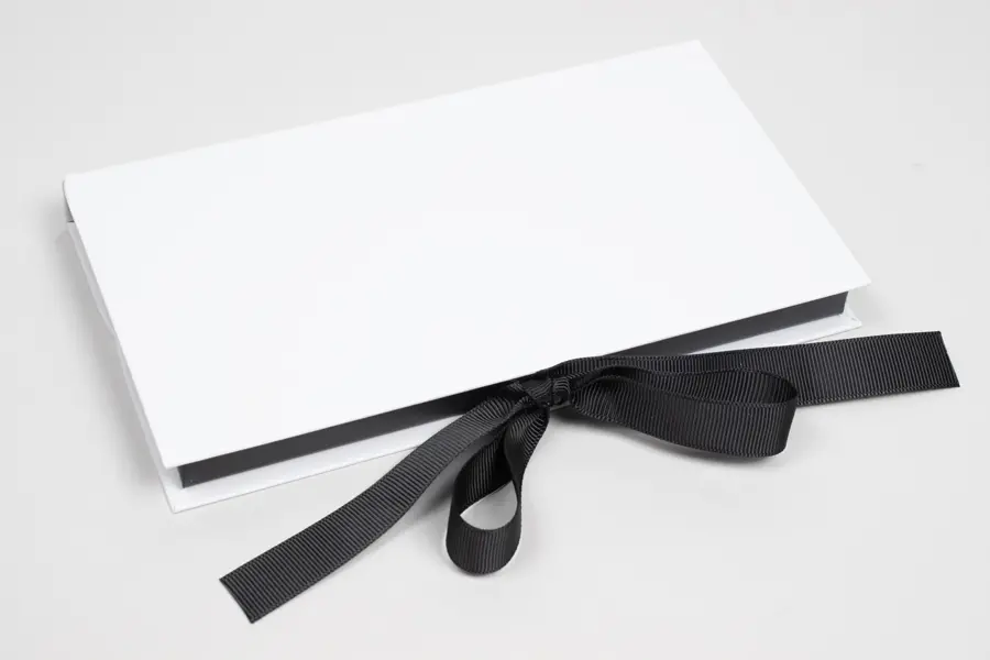 7-1/4 X 4-1/4 X 5/8 MATTE WHITE/BLACK PLATFORM RIBBON GIFT CARD BOX